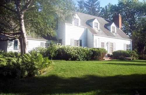 Minnetonka House | Minnetonka Secluded Cul-de-Sac 6 mi. to Mpls.-Gorgeous Acre near I-494 & I-394