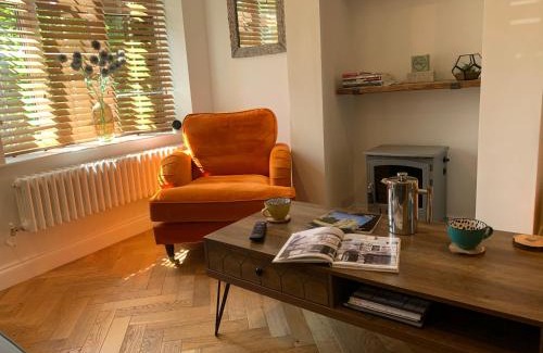 Lincoln House | Minster Cottage - Cathedral Quarter with Free Parking