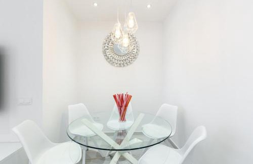 La Merced Apartment | Minty Stay - Bright La Merced