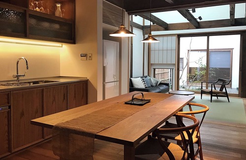 Gion House | MINUTES FROM GION, BEAUTIFULLY RENOVATED JAPANESE TOWNHOUSE