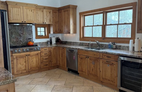 Crested Butte House | Minutes from the slopes