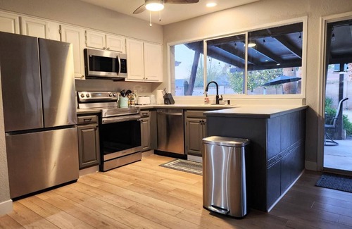 Tempe House | Minutes to Oldtown Scottsdale - Your peaceful Oasis awaits!