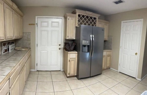 Pharr Apartment | Minutes to Shopping, Dining & Fun Family Stay Sleeps 6