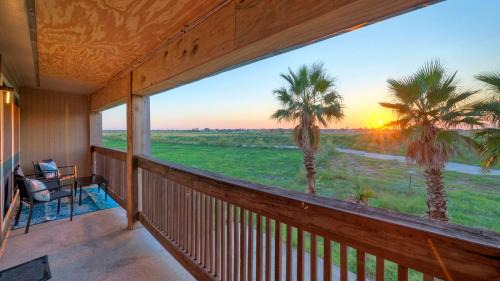 Corpus Christi House | Minutes to the Beach Pool Balcony w Nature Views Compass 17 by AvantStay