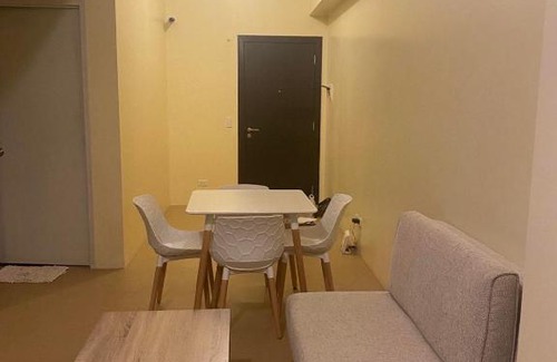 Bonifacio Global City Apartment | MiO Suites Avida CityFlex SOHO Tower