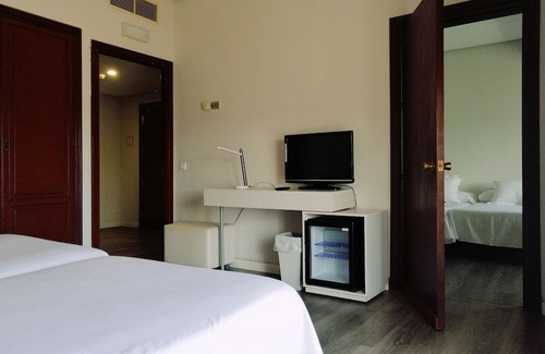 Algeciras Hotel | Mir Octavio