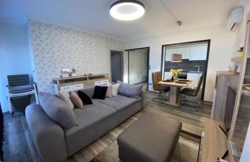 Heviz Apartment | Mira Apartman