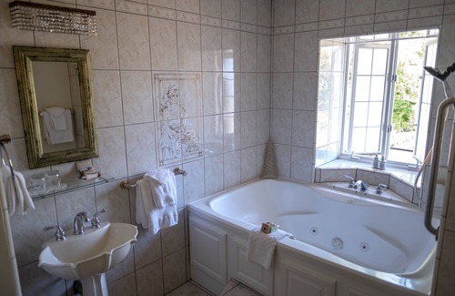 Solvang Bed & Breakfast | Mirabelle Inn and Restaurant