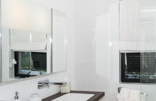 Fitts Village House | "Mirador" Fitts Village, St. James