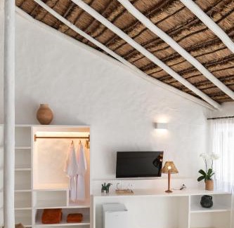 Praia Grande Hotel | Miradouro de São Sebastião