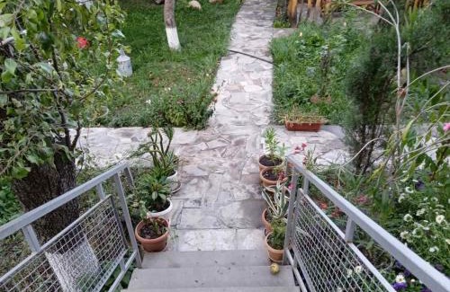 Artsvanik House | Mirage guesthouse