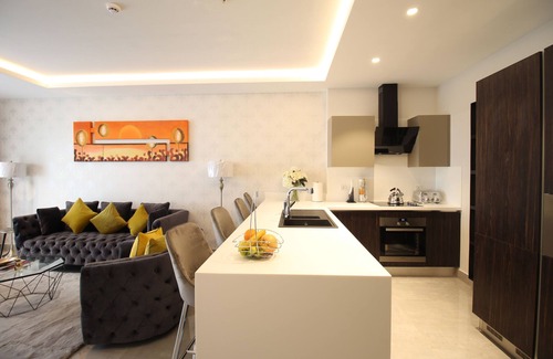 Accra Apartment | Mirage Residence Apartments Furnished+near Airport w Pool+Gym+Parking