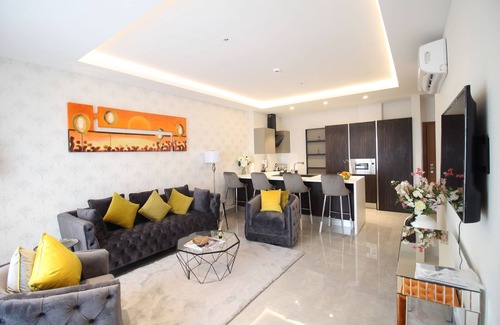 Accra Apartment | Mirage Residence Apartments Furnished+near Airport w Pool+Gym+Parking