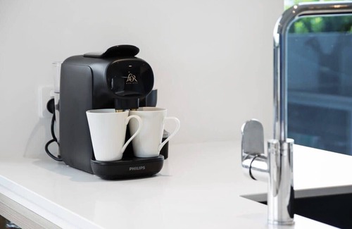 Geelong Apartment | Miramar 406 I Geelong CBD Apartment
