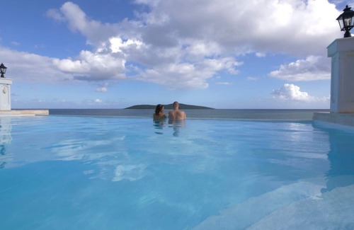 Cotton Valley Apartment | MIRAMAR - An Elite Traveller`s Top 10 Caribbean Villa