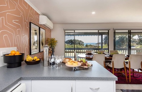 Somers House | Miramar Hideaway - Water Views and a Short Walk to the Beach