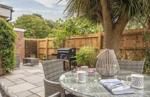 Holme House | Miramare Cottage