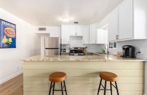Midtown House | MIREY Midtown- Centrally located, clean, 2BD & 1BA home!