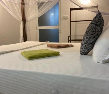 Thalaramba Villa | Mirissa Gold Rush Villa