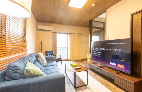Fushimi Apartment | Miro Fusimiinari Tei North