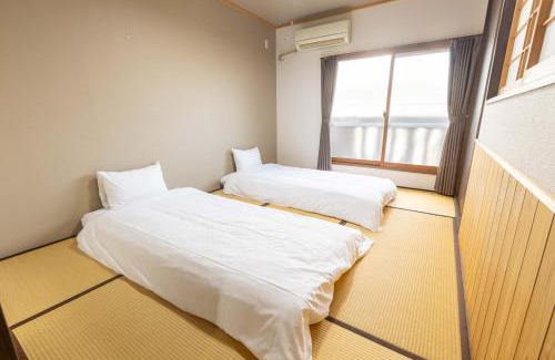 Fushimi Apartment | Miro Fusimiinari Tei North