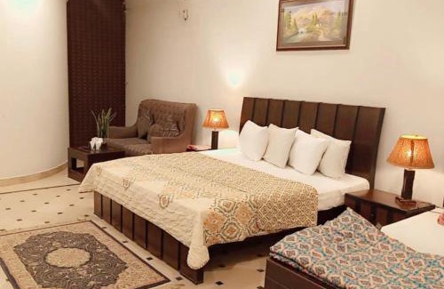 E-11 Sector House | Misbah Guest house