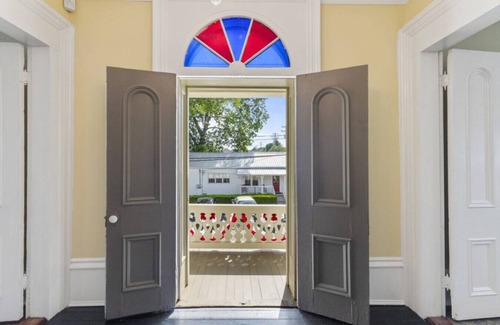 Lynchburg House | Miss Elizabeth's Place | Downtown Lynchburg
