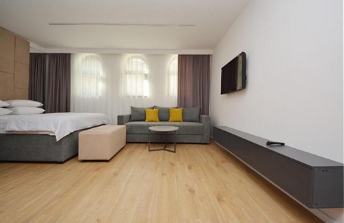 Old Town Apartment | Miss Saray