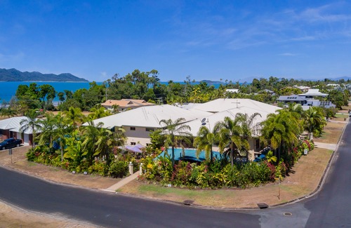 Wongaling Beach Hotel | Mission Reef Resort