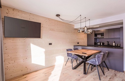 Lermoos Apartment | mit 1 Schlafzimmer by Interhome