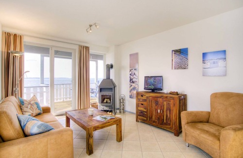 Muritz Apartment | Mitteldeck by Interhome