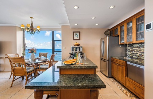 Honokowai Condo | MK 808 Kaanapali Beach OceanFront Condo w Ocean Views