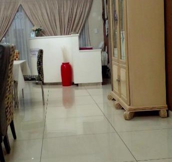 Greater Johannesburg Metropolitan Area Bed & Breakfast | Mkhwani guest house