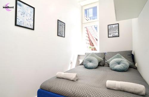 Gdansk City Center House | MMRent Snowy Room