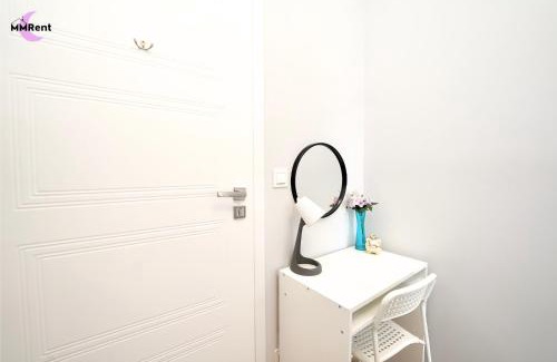 Gdansk City Center House | MMRent Snowy Room