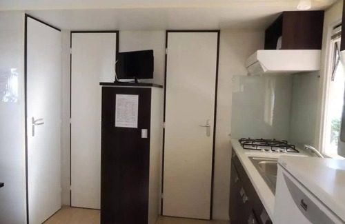 Boisseron House | Mobil-home Confort FAMILY PLUS 32m² 4 Rooms TV INCLUDED arv/depart Saturday 6 persons