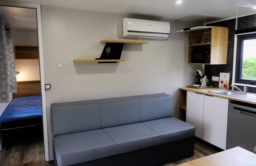 Sadirac House | Mobil-Home Laurier 3 Zimmer 4 Personen Klimaanlage + TV 2sdb