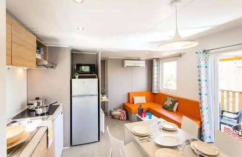 Kaatsheuvel House | Mobil-home | Premium | 3 Ch. | 6 pers. | Terrace Lounge | A/C