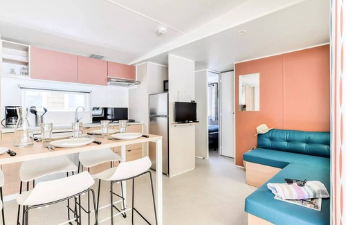 Kaatsheuvel House | Mobil-home | Premium Azure | 3 Ch. | 6 pers. | Terrace Lounge
