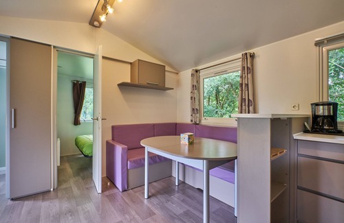Mens RV Rental | Mobile Home "6 Personnes 205" with Shared Pool & Private Terrace