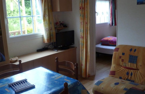 Tregastel House | mobile home in residential leisure park located 150 meters from the sea,