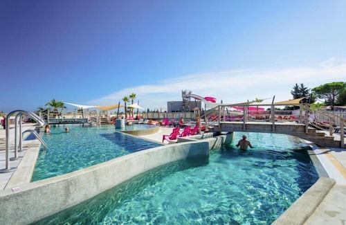 Serignan House | Mobile home in Sérignan with air conditioning