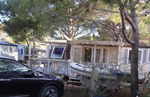 Giens RV Rental | 'Mobile Home la Capte' close to Beach with Terrace & Wi-Fi