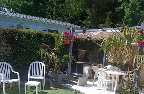 Plouezec House | Mobile Home 'Mobil-home Terrasse Couverte' with Shared Pool and Private Terrace