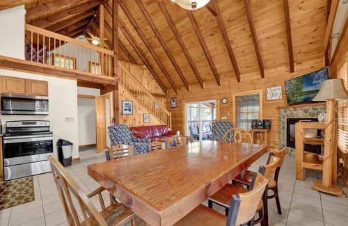 Rockbridge Cabin | Mockingbird Cabin (Hocking Hills area)