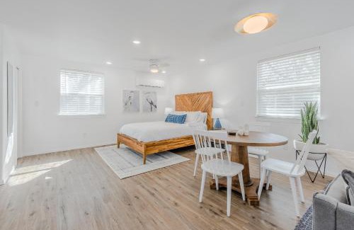 Little Elm House | Mod Guest House near Lake Lewisville Fire Pit Pet Friendly by Vacation Your Way