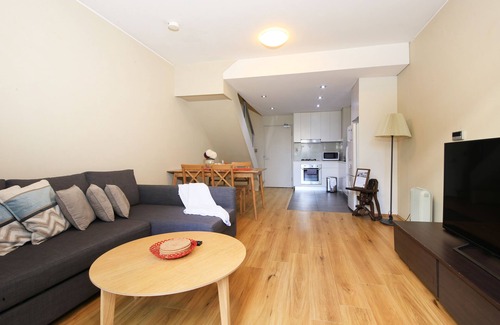 Maroubra Apartment | Modem Apt/Central location/Beach/CBD/Airport