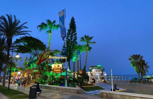 Torremolinos City Centre Apartment | Modern 1-Bed Apartment with Wi-Fi