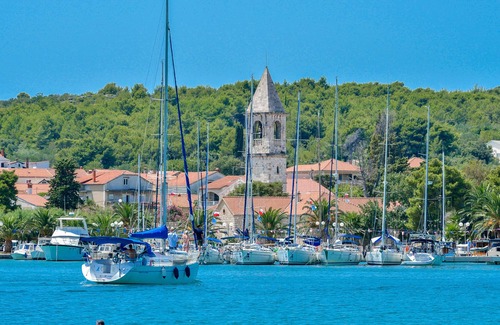 Kukljica Villa | MODERN 1 BED. APARTMENT/STUNING SEAVIEW VILLA IN CROATIA!