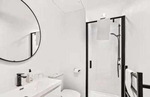 Newton Apartment | Modern 1 Bedroom in Auckland Central Zodiak Stays